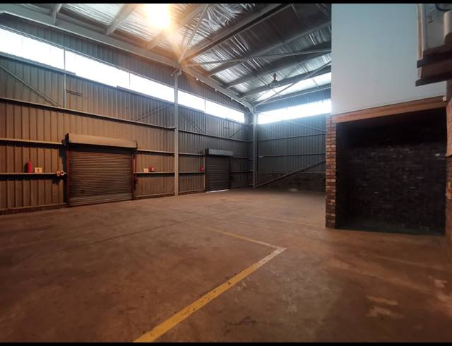 810M² FACTORY TO LET IN JET PARK